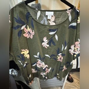 Liz Claiborne floral print top